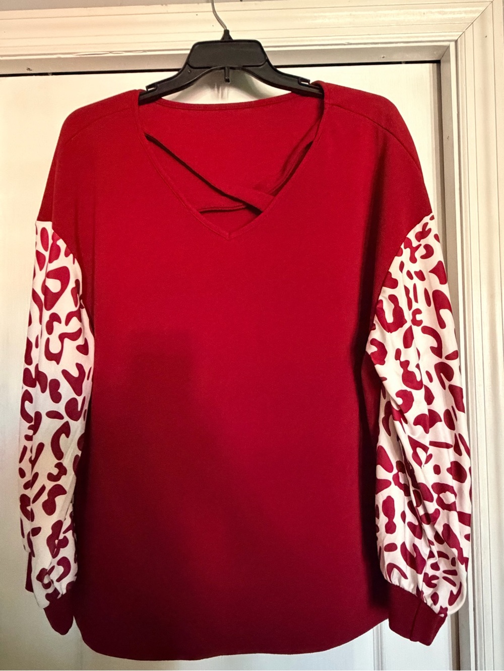 Red V-Neck Top with Printed Puff Sleeves 3X